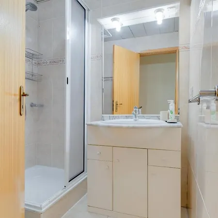 Isabel By Madeira Рибейра-Брава